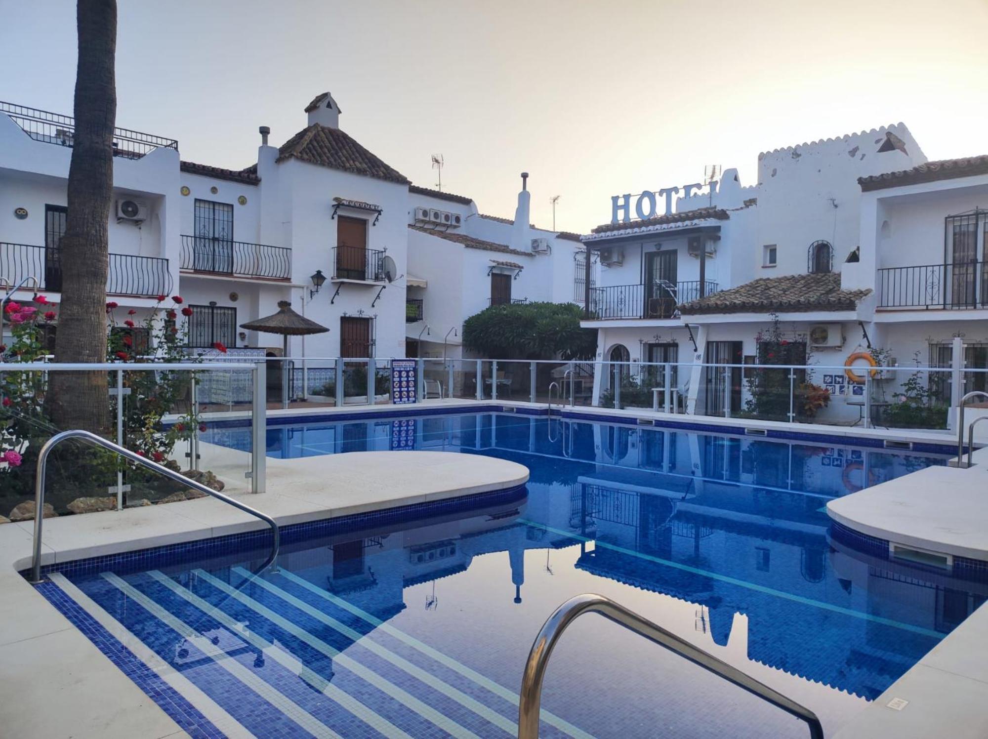 Nueva Nerja 22 Menyber Villa Екстериор снимка